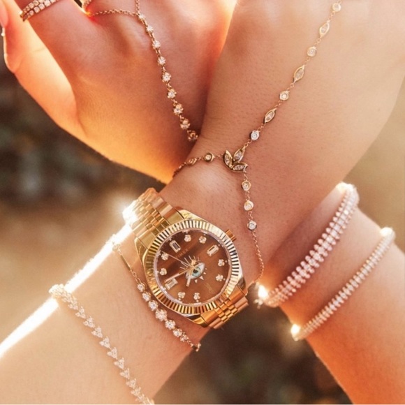 Jacquie Aiche x Timex collab tiger’s eye watch. Highly sought after, so chic. - Picture 4 of 9